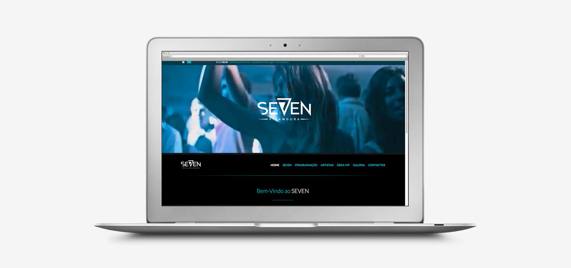 Logotipo seven: exemplo de homepage do site Seven